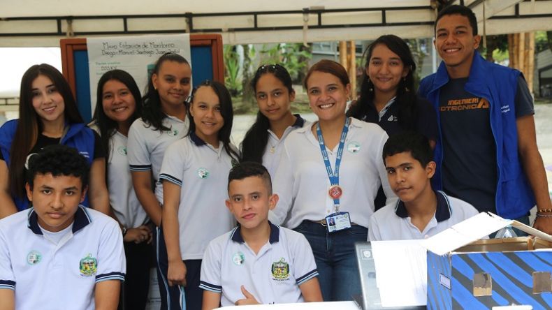 Estudiantes de Purificación aportan a través de la robótica a las labores del campo