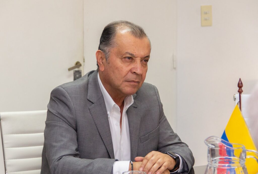 Los Pava Camelo salpicados por supuestos dineros del narcotráfico en la campaña presidencial de Andrés Pastrana Los Pava Camelo salpicados por supuestos dineros del narcotráfico en la campaña presidencial de Andrés Pastrana