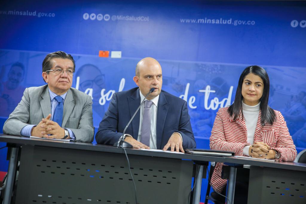 Minsalud elevó a alto el riesgo de que el coronavirus llegue a Colombia Minsalud elevó a alto el riesgo de que el coronavirus llegue a Colombia