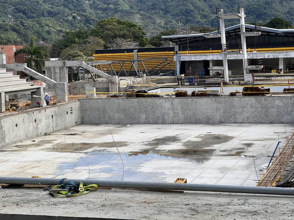 Contratista de la 42 debe hacer en dos meses lo que no pudo en un año Contratista de la 42 debe hacer en dos meses lo que no pudo en un año