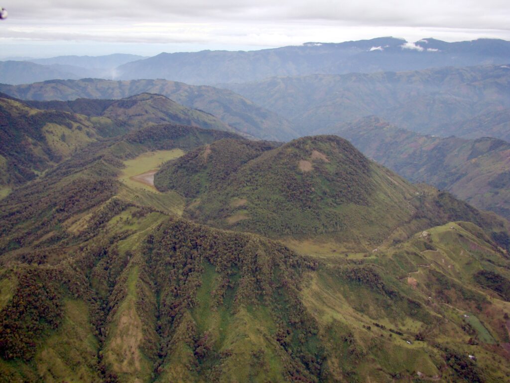 Nuevo sismo sacudió la madrugada en Ibagué y Cajamarca: posible origen en el volcán Machín Nuevo sismo sacudió la madrugada en Ibagué y Cajamarca: posible origen en el volcán Machín