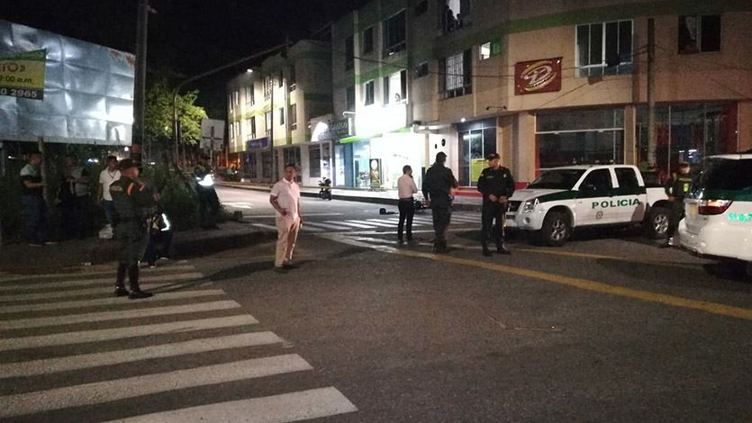 Intento de fleteo en la calle 64 de Ibagué terminó en enfrentamiento con la Policía Intento de fleteo en la calle 64 de Ibagué terminó en enfrentamiento con la Policía