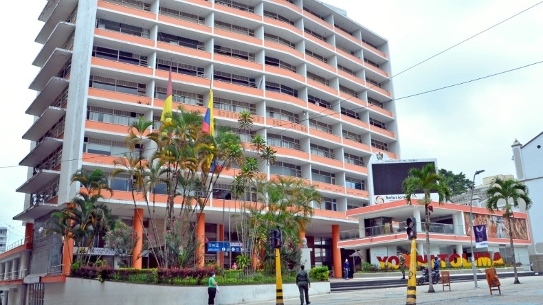 Contraloría cuestionó gestión en la entrega de elementos de bioseguridad a los colegios públicos en el Tolima Contraloría cuestionó gestión en la entrega de elementos de bioseguridad a los colegios públicos en el Tolima