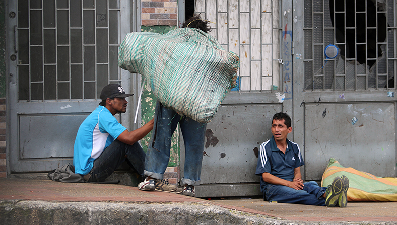 Ibagué, invadida por habitantes de calle Ibagué, invadida por habitantes de calle