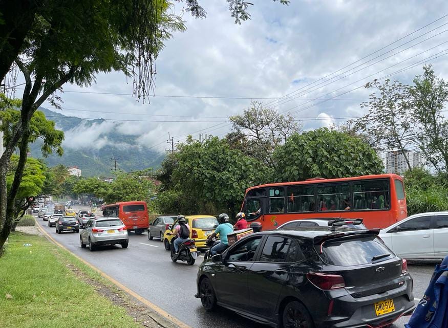 Otra vez las cadenas meten miedo en Ibagué: Alcaldía aclaró que no se instalarán cámaras de ‘fotomultas’ Otra vez las cadenas meten miedo en Ibagué: Alcaldía aclaró que no se instalarán cámaras de ‘fotomultas’