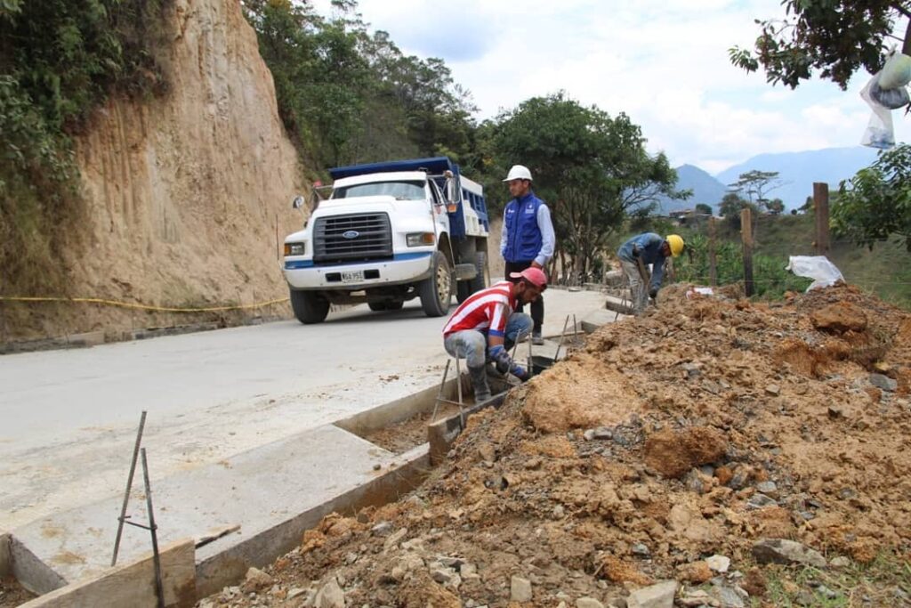 Exsecretarias de Infraestructura del Tolima a responder por pago de mayores recursos a contratista