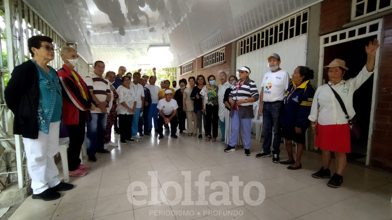 «El alcalde Hurtado no nos voltea ni a mirar»: denuncia centro de atención de adultos mayores