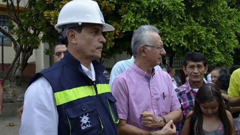 Contraloría detecta irregularidades en incrementos salariales autorizados por el exgerente del Ibal Alberto Girón Contraloría detecta irregularidades en incrementos salariales autorizados por el exgerente del Ibal Alberto Girón