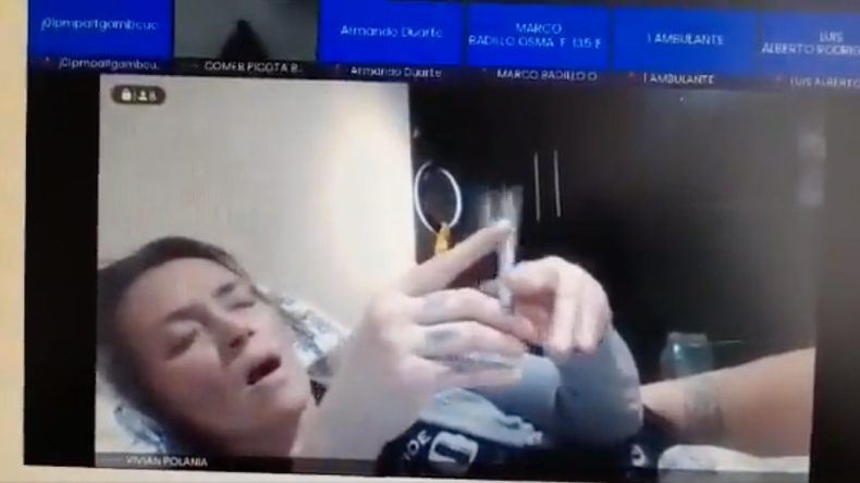 Jueza de Cúcuta genera nueva polémica por aparecer en ropa interior y fumando durante audiencia virtual Jueza de Cúcuta genera nueva polémica por aparecer en ropa interior y fumando durante audiencia virtual