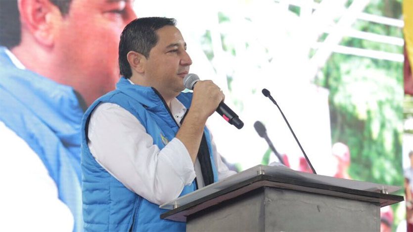 El inesperado y meloso mensaje del Secretario de Infraestructura para el Gobernador Óscar Barreto El inesperado y meloso mensaje del Secretario de Infraestructura para el Gobernador Óscar Barreto