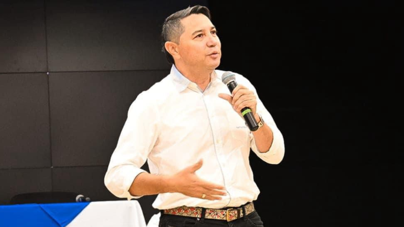 Hurtado dice que la gente le pide que aspire a la Gobernación del Tolima Hurtado dice que la gente le pide que aspire a la Gobernación del Tolima