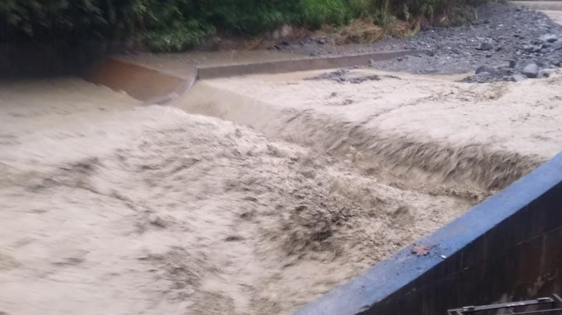 Por aumento de turbiedad en el río Combeima, continúa afectada la captación y suministro de agua potable en Ibagué Por aumento de turbiedad en el río Combeima, continúa afectada la captación y suministro de agua potable en Ibagué