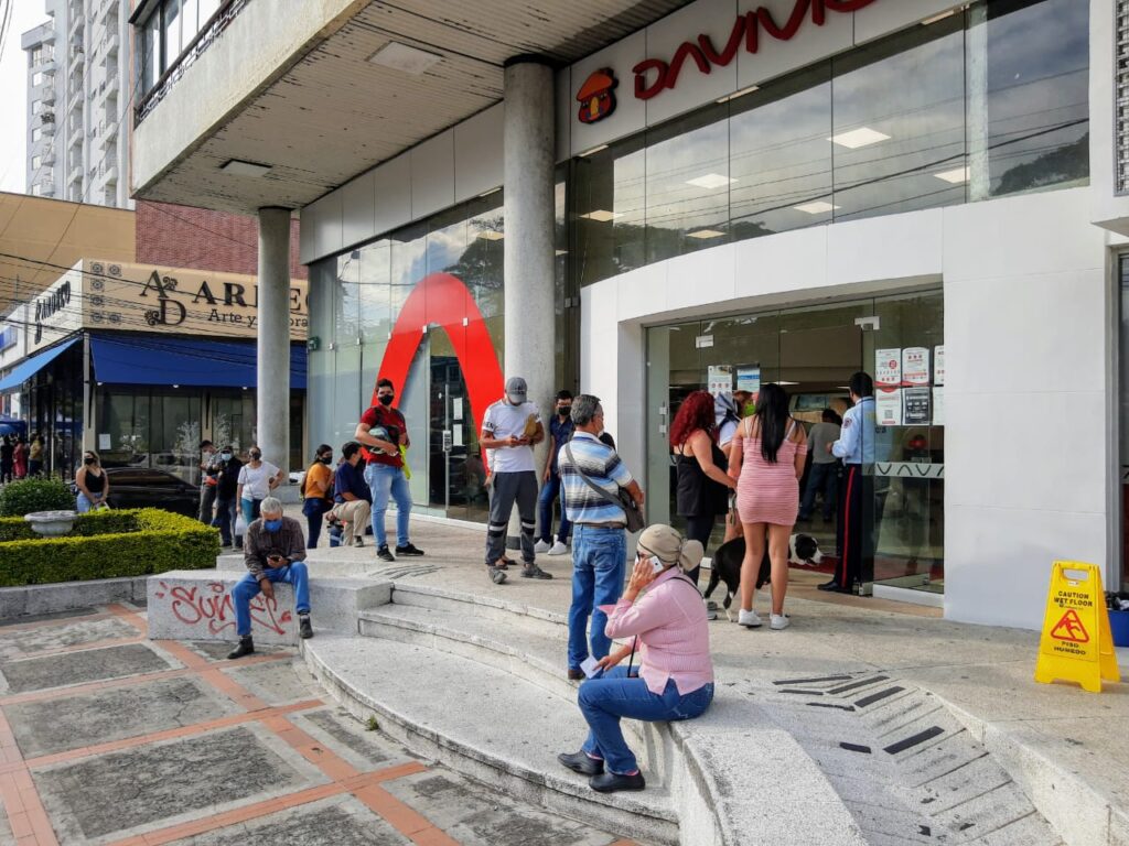 Levantar la medida del ‘pico y cédula’ para entidades bancarias, ¿fue una mala idea? Levantar la medida del ‘pico y cédula’ para entidades bancarias, ¿fue una mala idea?