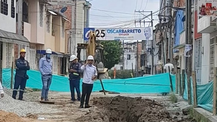 Denuncian que con obras de pavimentación de la Gobernación del Tolima se estaría promoviendo la campaña de Óscar Barreto al Senado Denuncian que con obras de pavimentación de la Gobernación del Tolima se estaría promoviendo la campaña de Óscar Barreto al Senado