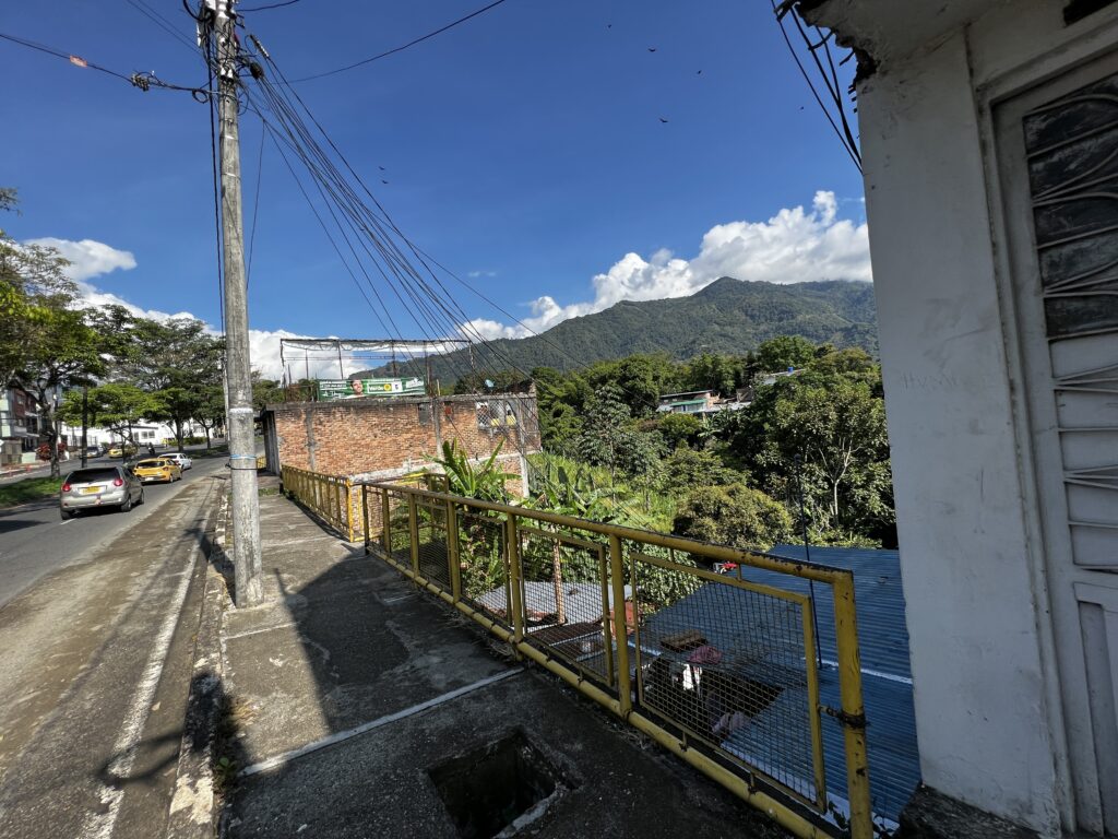 Autoridades buscan hombre que habría abusado a una menor de 10 años en Ibagué Autoridades buscan hombre que habría abusado a una menor de 10 años en Ibagué