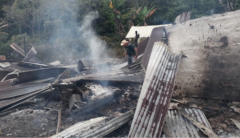 Un incendio consumió la finca de una pareja de esposos en Dolores Un incendio consumió la finca de una pareja de esposos en Dolores