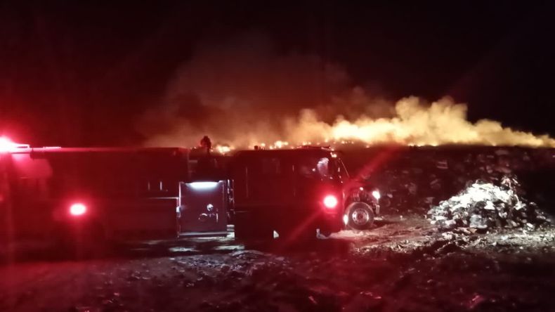 Continúan focos de calor en el incendio en la Hacienda La Miel