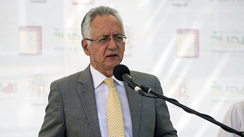 Jaramillo gastará $44.999 millones que deberían ejecutar los próximos gobiernos Jaramillo gastará $44.999 millones que deberían ejecutar los próximos gobiernos