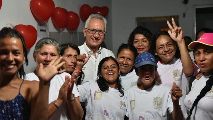 Alcalde Jaramillo inauguró un nuevo espacio en el hogar de paso para habitantes de calle Alcalde Jaramillo inauguró un nuevo espacio en el hogar de paso para habitantes de calle