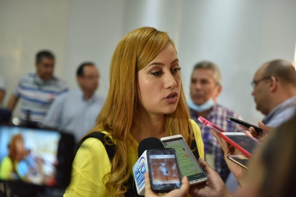 USI recibirá 2.500 millones para pago de pasivos y cartera USI recibirá 2.500 millones para pago de pasivos y cartera