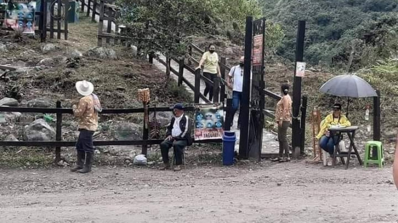 Turistas denuncian cobro indebido para acceder al mirador de Juntas y a la cascada La plata Turistas denuncian cobro indebido para acceder al mirador de Juntas y a la cascada La plata