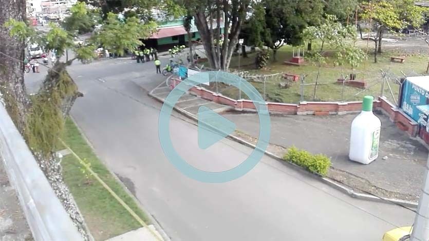 Momentos de angustia en Las Ferias por balacera entre policías y delincuentes Momentos de angustia en Las Ferias por balacera entre policías y delincuentes