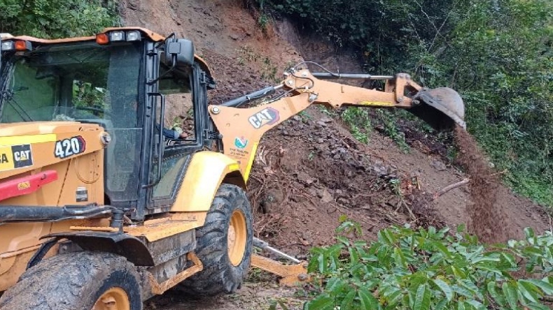 En varios tramos viales del Tolima continúa la atención de emergencias por la temporada de lluvias