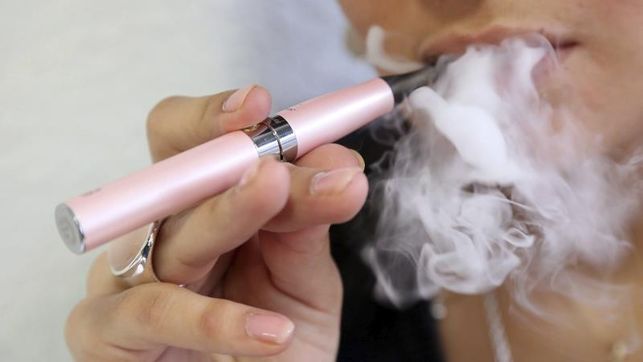 Vapeadores y tabaco circulan en internet sin freno para menores: SIC investiga Vapeadores y tabaco circulan en internet sin freno para menores: SIC investiga