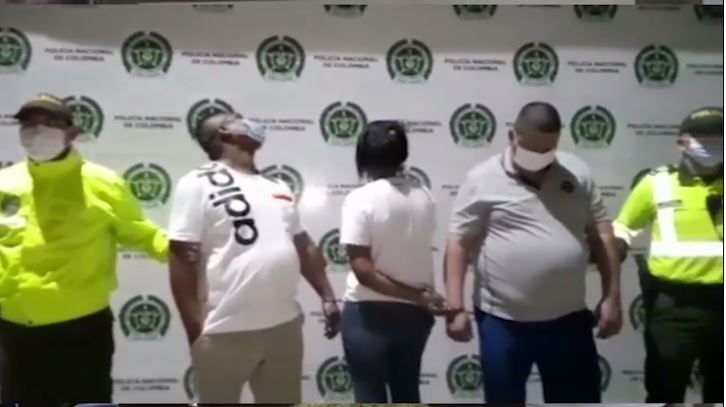 Desarticulan a ‘Los Vaper’: banda delincuencial dedicada a la comercialización de marihuana líquida Desarticulan a ‘Los Vaper’: banda delincuencial dedicada a la comercialización de marihuana líquida