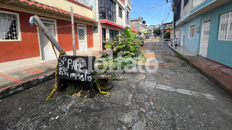 El hueco que se convirtió en un cultivo de lulo y ahuyama en el barrio Restrepo de Ibagué El hueco que se convirtió en un cultivo de lulo y ahuyama en el barrio Restrepo de Ibagué