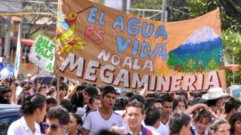 Demandan acuerdo que prohibió la explotación minera a gran escala en Piedras Demandan acuerdo que prohibió la explotación minera a gran escala en Piedras