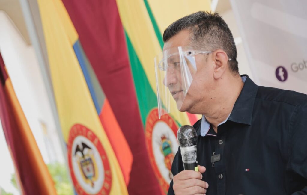 Orozco anuncia inversión de $7.000 millones en el Hospital San Rafael de El Espinal Orozco anuncia inversión de $7.000 millones en el Hospital San Rafael de El Espinal