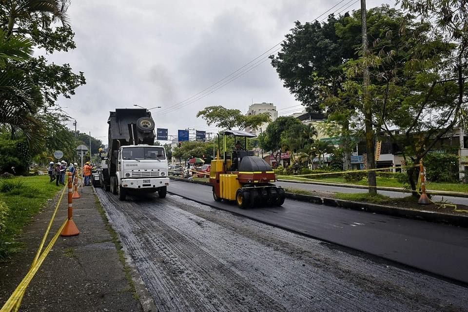 Esta semana culminará pavimentación y habilitarían paso en la carrera Quinta Esta semana culminará pavimentación y habilitarían paso en la carrera Quinta