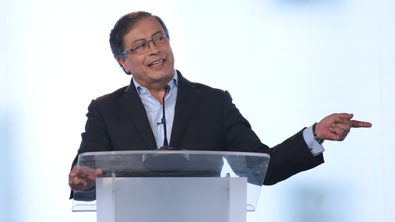 Petro sigue liderando intención de voto para llegar a la Presidencia, según encuesta Petro sigue liderando intención de voto para llegar a la Presidencia, según encuesta