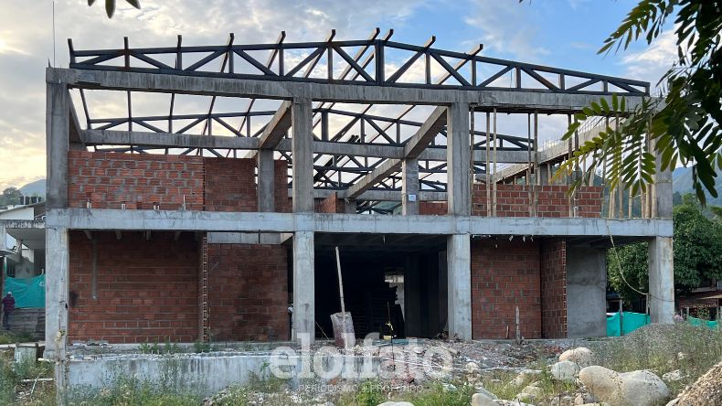 Plaza de mercado en Rovira, la obra que pasó de ser una solución a un problema Plaza de mercado en Rovira, la obra que pasó de ser una solución a un problema