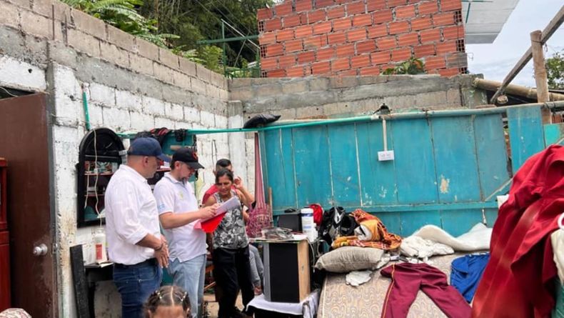 En Fresno se busca recursos para atender 45 familias afectadas por vendaval En Fresno se busca recursos para atender 45 familias afectadas por vendaval