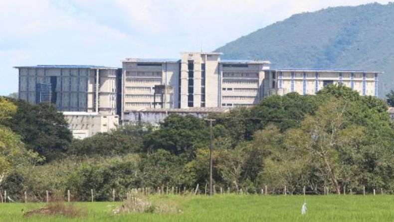 Condenado tendero por abusar de un niño de seis años en Rovira Condenado tendero por abusar de un niño de seis años en Rovira