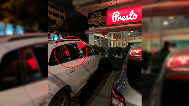 Familia celebraba el cumpleaños de su hija en un restaurante mientras ladrones rompían el vidrio de su vehículo en Ibagué Familia celebraba el cumpleaños de su hija en un restaurante mientras ladrones rompían el vidrio de su vehículo en Ibagué