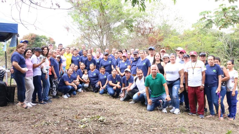 Acuerdo facilitará la construcción de viviendas para 87 familias en Payandé Acuerdo facilitará la construcción de viviendas para 87 familias en Payandé