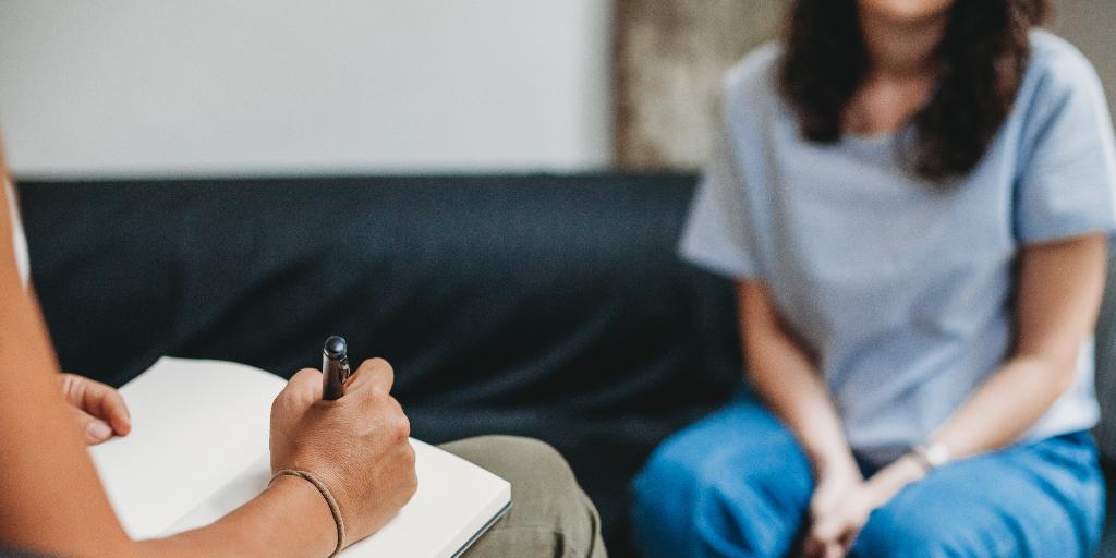 Psicología o psiquiatría: claves para entender la diferencia Psicología o psiquiatría: claves para entender la diferencia