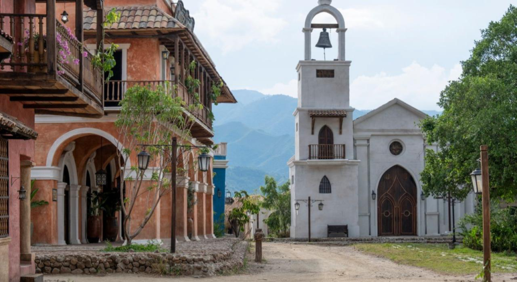 En Alvarado, Tolima, se construyó un pueblo para Netflix En Alvarado, Tolima, se construyó un pueblo para Netflix