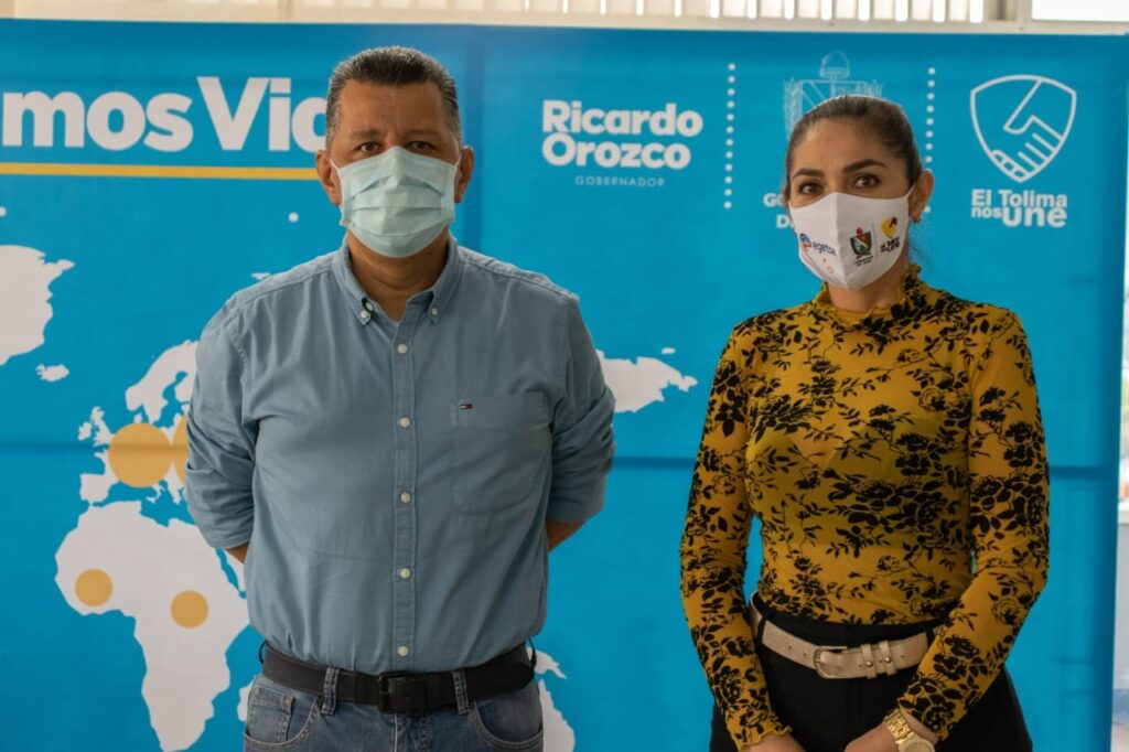 Gobernador Ricardo Orozco nombró a hermana del alcalde Hurtado como gerente de Egetsa Gobernador Ricardo Orozco nombró a hermana del alcalde Hurtado como gerente de Egetsa