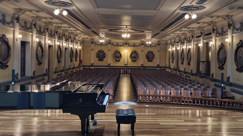 Así quedó la remodelación del Salón Alberto Castilla del Conservatorio del Tolima Así quedó la remodelación del Salón Alberto Castilla del Conservatorio del Tolima