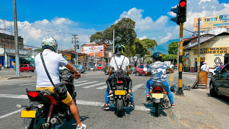 Horario de uso de la prenda reflectiva en Ibagué: esto dicen las autoridades Horario de uso de la prenda reflectiva en Ibagué: esto dicen las autoridades