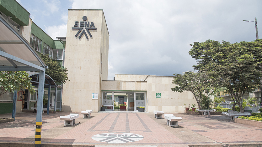 Sena Tolima se prepara para dar clases a través de las emisoras públicas y comunitarias del departamento Sena Tolima se prepara para dar clases a través de las emisoras públicas y comunitarias del departamento