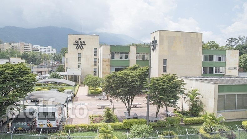 Aprenda inglés gratis con el programa ‘English Dot Work’ del Sena Aprenda inglés gratis con el programa ‘English Dot Work’ del Sena