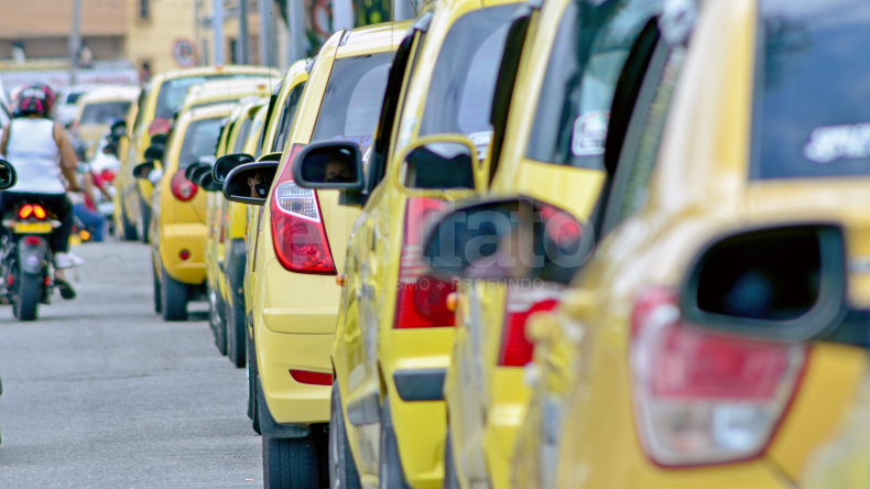 Taxistas convocan plantón este miércoles frente a la Clínica Nuestra de Ibagué Taxistas convocan plantón este miércoles frente a la Clínica Nuestra de Ibagué