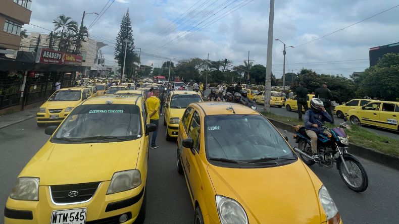 Taxistas en Ibagué decidieron no sumarse al paro nacional Taxistas en Ibagué decidieron no sumarse al paro nacional