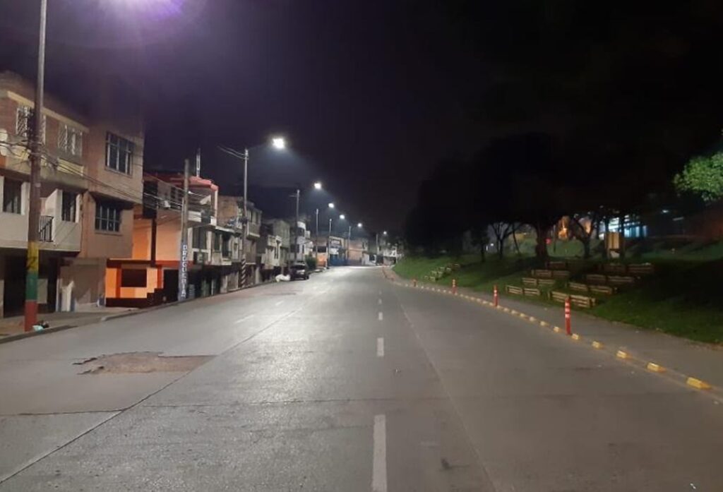 Alcaldía extendió medidas de toque de queda nocturno y ‘pico y cédula’ hasta septiembre