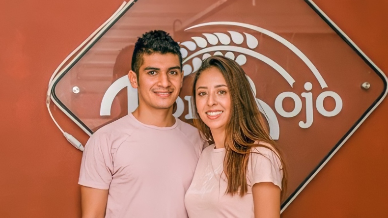 Dos egresados de la UT crearon su propia marca de empanadas en Ibagué Dos egresados de la UT crearon su propia marca de empanadas en Ibagué